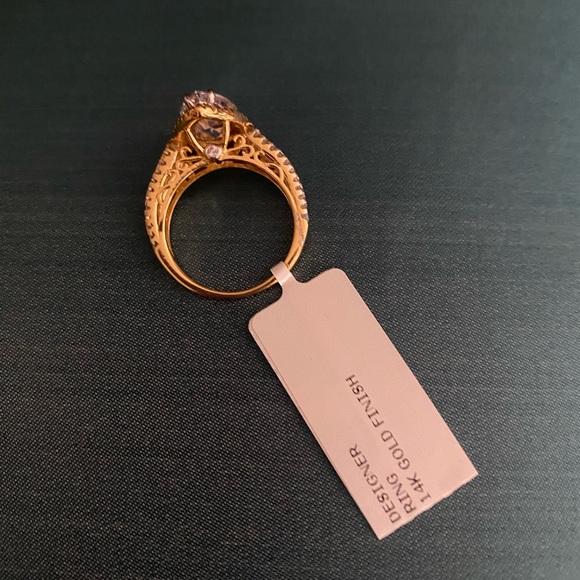 NWT Engagement ring 14k gold finish size 6 gift idea - Picture 9 of 10